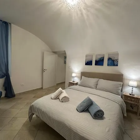 Apartment Historic Center In Sanremo